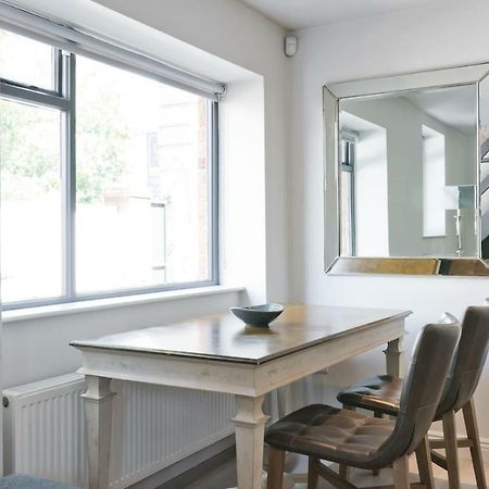The Edge Suite - Hiphipstay Dublin Ngoại thất bức ảnh