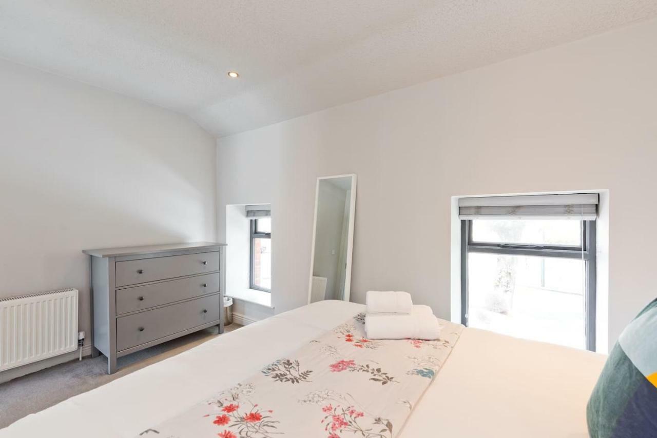 The Edge Suite - Hiphipstay Dublin Ngoại thất bức ảnh