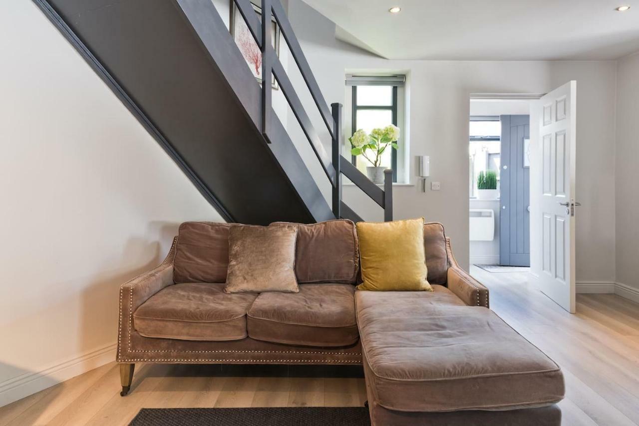 The Edge Suite - Hiphipstay Dublin Ngoại thất bức ảnh